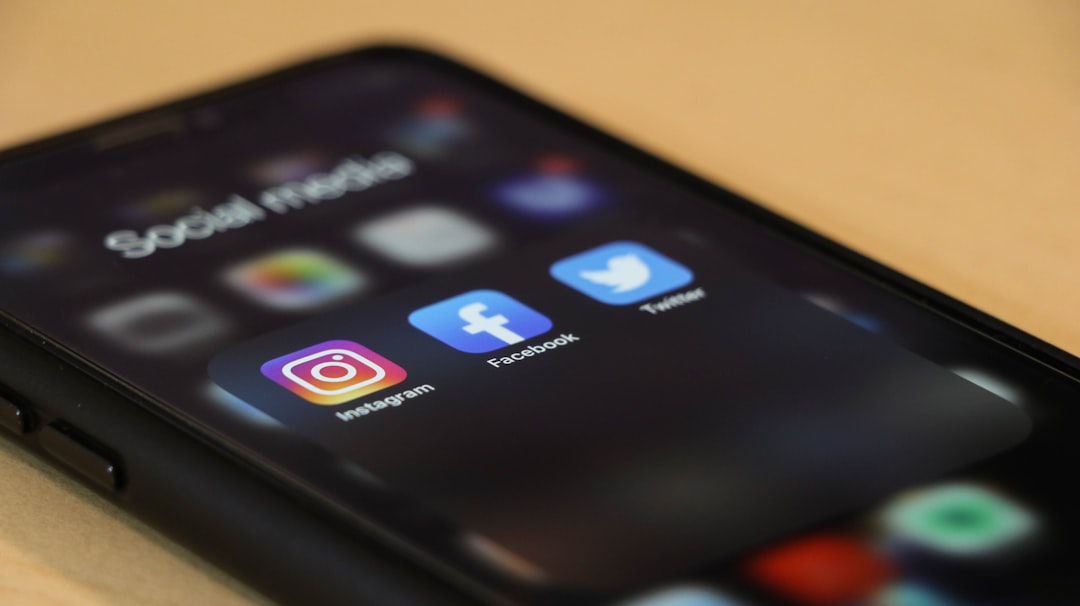 AI画像生成 SNS運用 時短テク 初心者向け 媒体別のAI活用術｜Instagram・TikTok・Xそれぞれの効率化方法